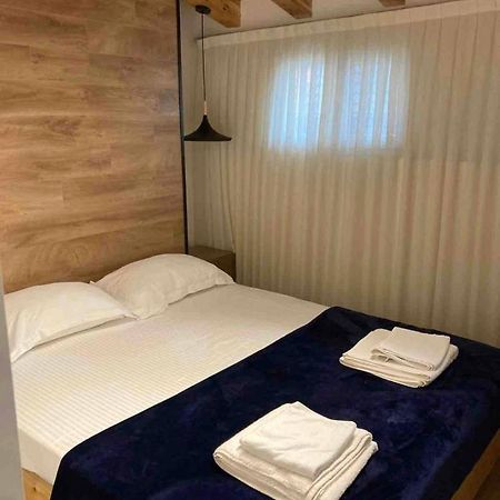 Lovely Loft 1-Bedroom In The Heart Of 地拉那 外观 照片